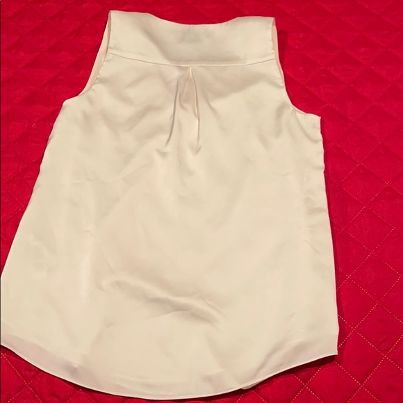 Top - Picture 3 of 4